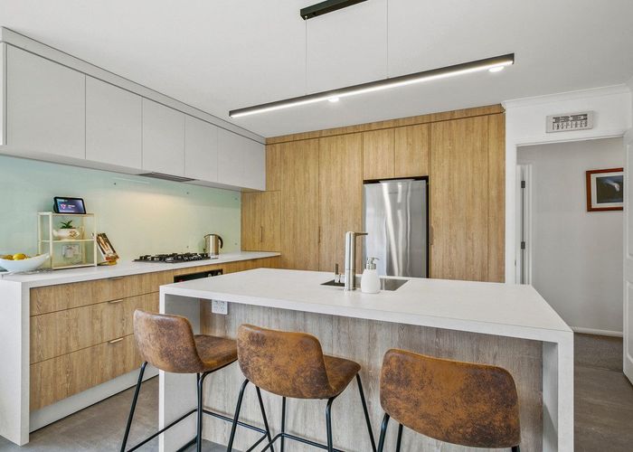  at 4 Maple Crescent, Whalers Gate, New Plymouth