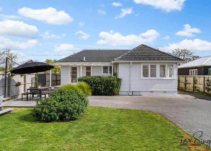  at 32 Papakura Clevedon Road, Clevedon, Manukau City, Auckland