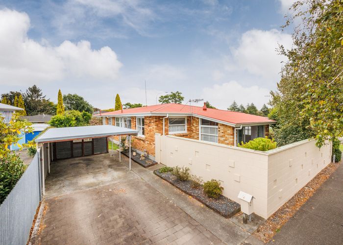  at 2 Katene Street, West End, Palmerston North