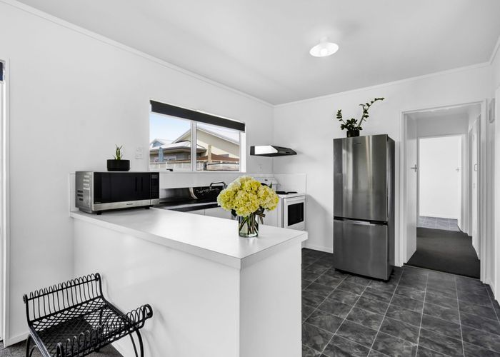  at 2/353 St Aubyn Street, Moturoa, New Plymouth