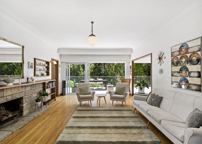  at 8 Colenso Place, Mission Bay, Auckland