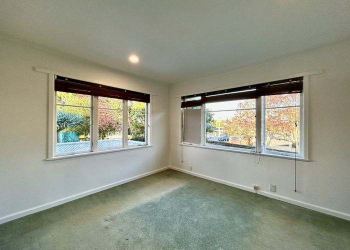  at 399 Richardson Road, Mount Roskill, Auckland City, Auckland
