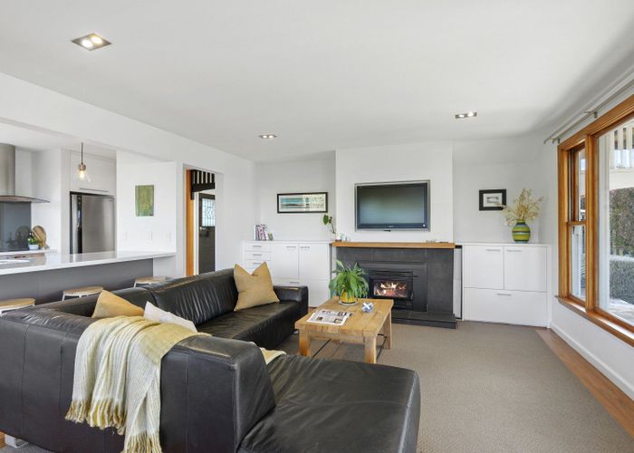  at 3 Belleview Terrace, Mount Pleasant, Christchurch