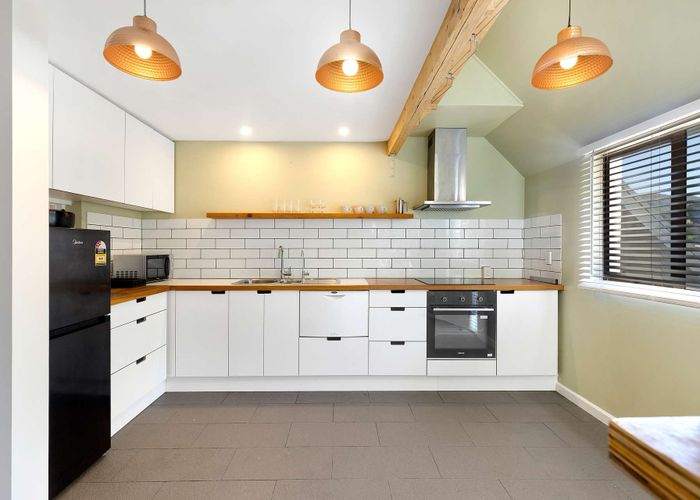  at 2/5 Jasper Way, Washington Valley, Nelson