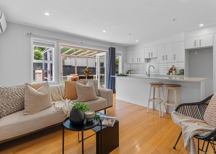  at 4/21 Woodside Road, Mount Eden, Auckland City, Auckland