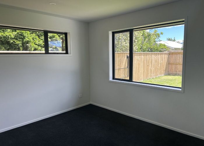  at 1 Kakariki Crescent, Carterton