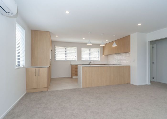  at 33 Oakum Road, Whitby, Porirua, Wellington