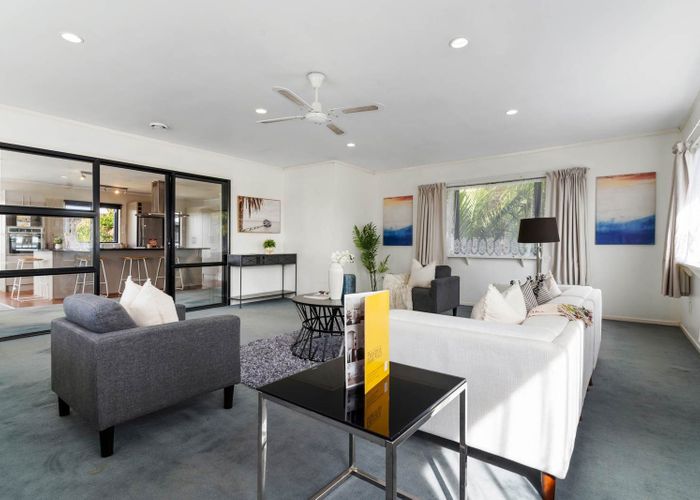  at 17 Madigan Place, Glendene, Auckland