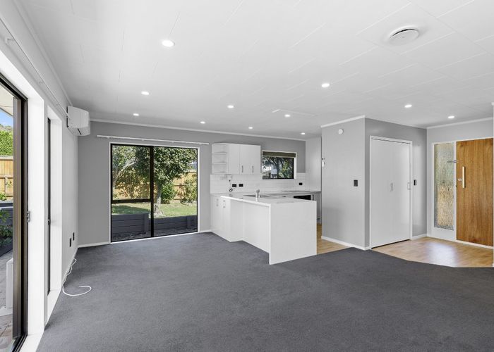  at 256 Major Drive, Kelson, Lower Hutt, Wellington
