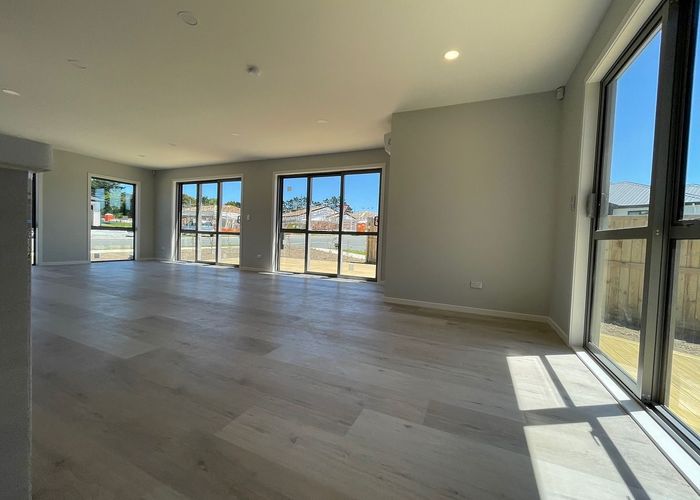  at 30 Vinistra Road, Kumeu, Rodney, Auckland