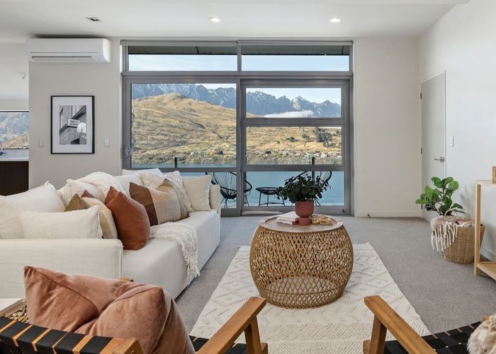  at 2/11 Gum Lane, Queenstown, Queenstown