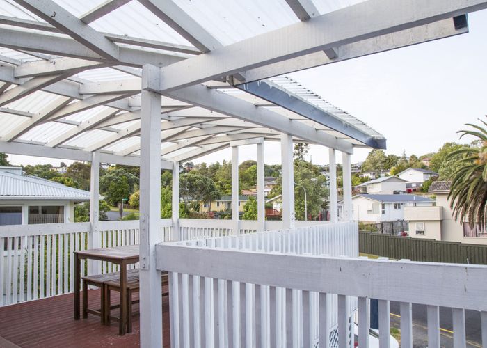  at 10 Juniper Road, Sunnynook, North Shore City, Auckland