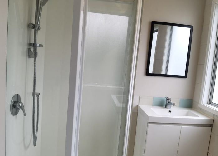  at 2/45 Bernard Street, Mount Wellington, Auckland City, Auckland