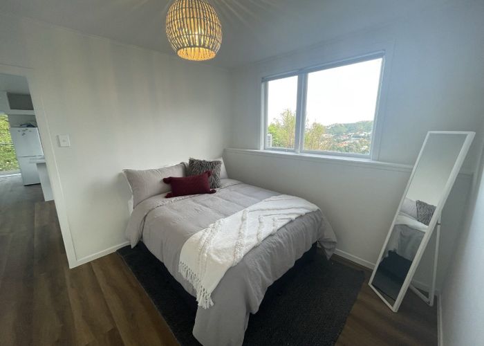  at Flat 3/12 Mataroa Avenue, Northland, Wellington, Wellington