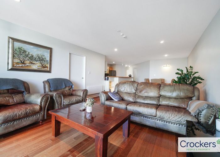 at 8/8 Basque Road, Eden Terrace, Auckland