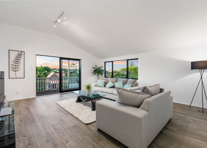  at 31 Lastel Place, Shelly Park, Auckland