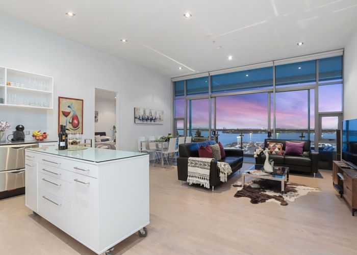  at 1602/30 Beach Road, Auckland Central, Auckland