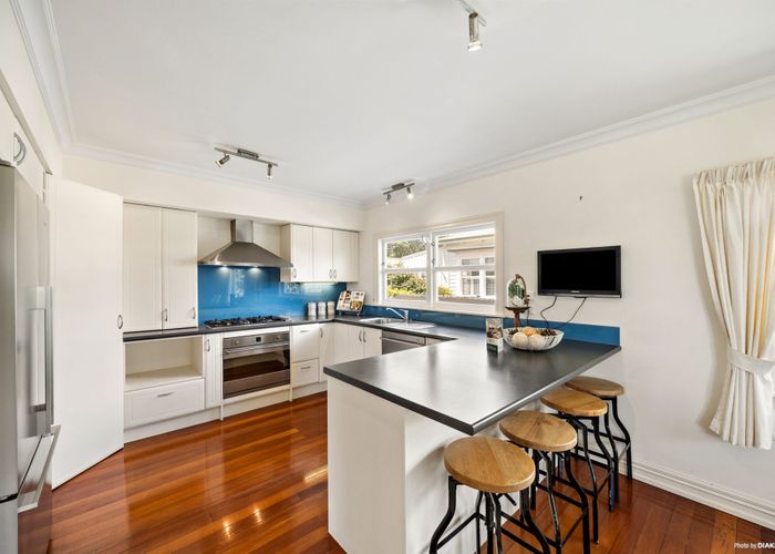  at 88 Victoria Road, Devonport, North Shore City, Auckland