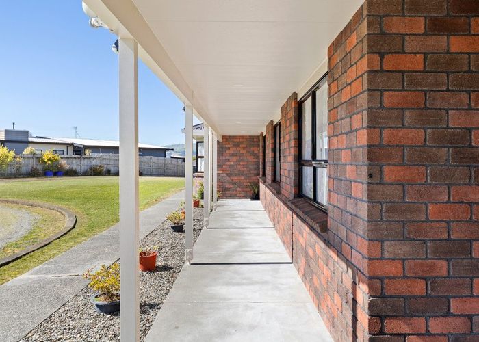  at 127 James Line, Kelvin Grove, Palmerston North, Manawatu / Whanganui