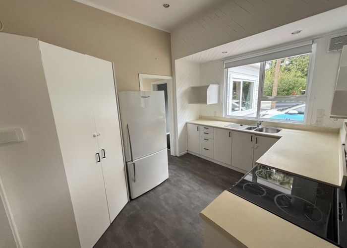  at 2 Te Pari Pari Road, Pukerua Bay, Porirua, Wellington