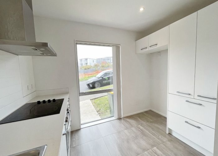 at 20/10 Silver Moon Road, Albany Heights, Auckland