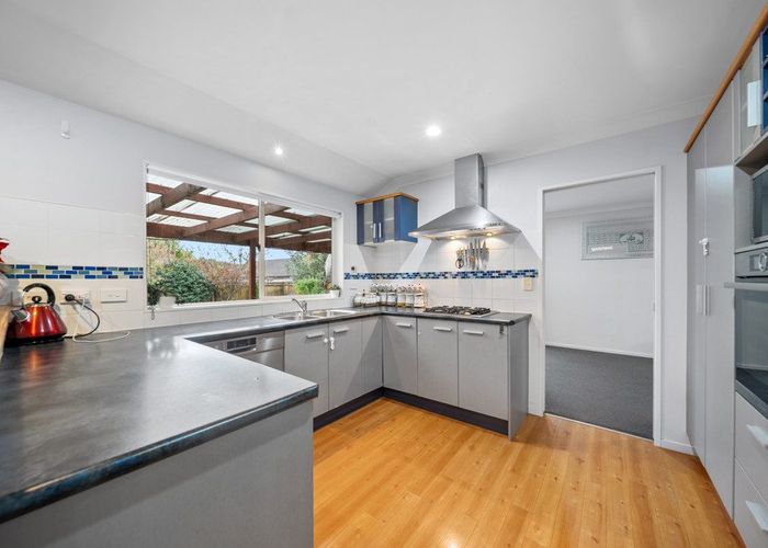  at 35 Croftview Road, Wattle Downs, Manukau City, Auckland