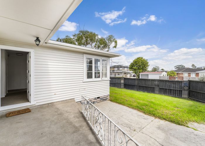  at 64a McLean Avenue, Papatoetoe, Manukau City, Auckland