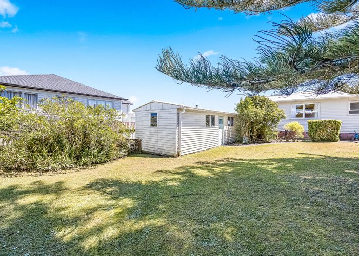  at 29 Kaikoura Street, Henderson, Waitakere City, Auckland