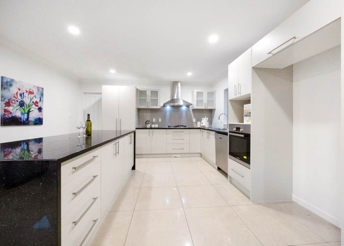  at 70  Tiverton Road, New Windsor, Auckland City, Auckland