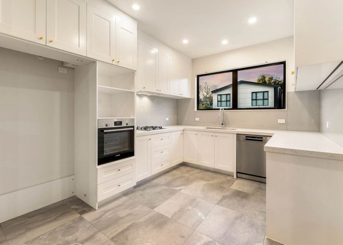  at 9 Pumau Place, Flat Bush, Manukau City, Auckland