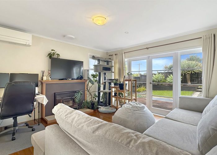  at 36 Fairmount Road, Titirangi, Waitakere City, Auckland