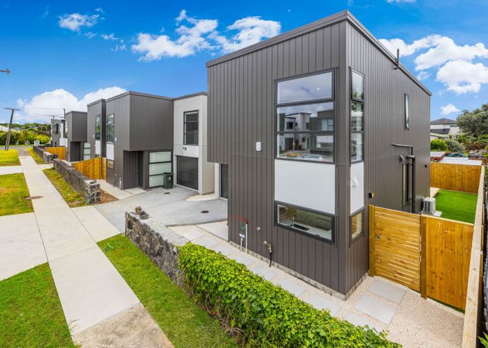  at 43 Allen Street, Mangere East, Manukau City, Auckland