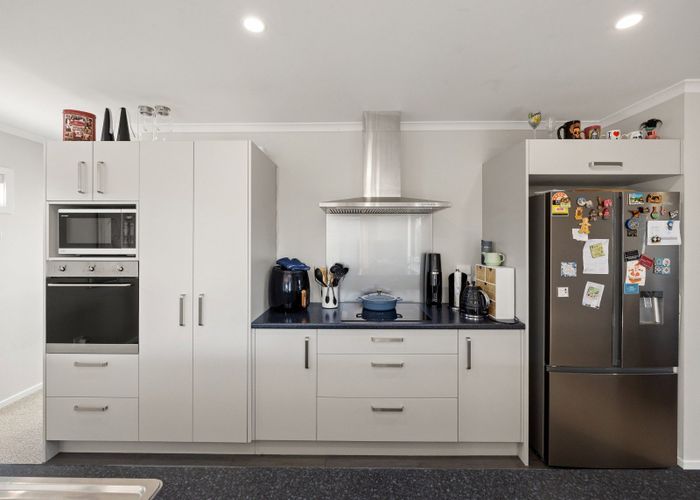  at 2/22 Iwi Road, Baverstock, Hamilton, Waikato