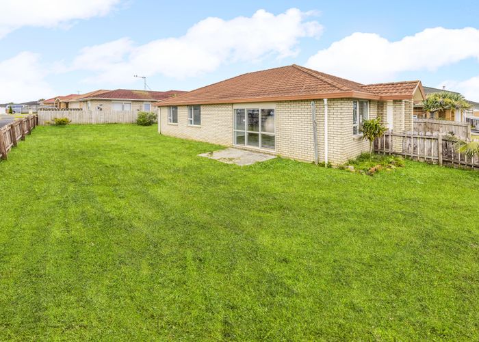  at 48 Naylors Drive, Mangere, Auckland