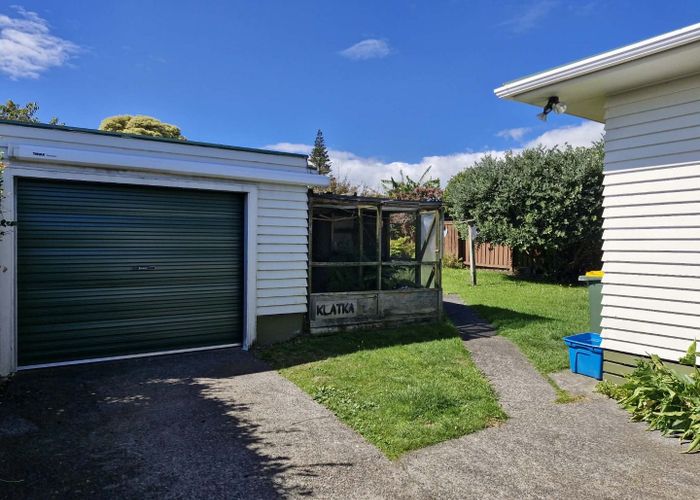  at 4 Rosendale Avenue, Spotswood, New Plymouth, Taranaki