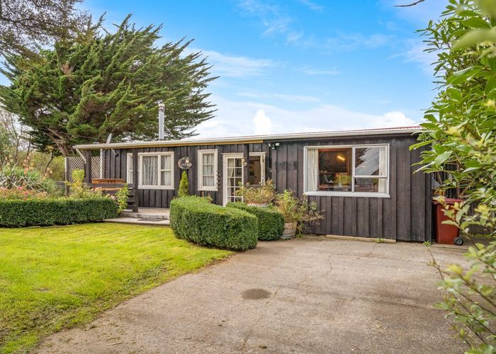  at 39 Featherston Cross Creek Road, WESTERN LAKE, FEATHERSTON