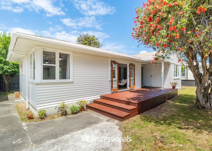  at 126 Cambridge Terrace, Fairfield, Lower Hutt, Wellington