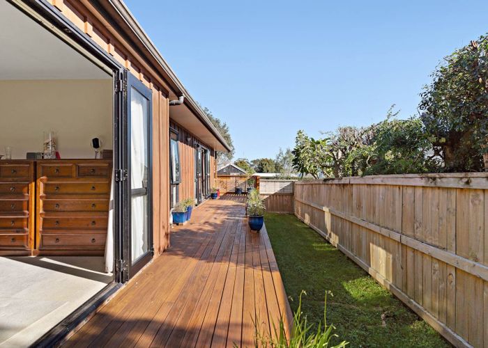  at 3/10 Springbank Lane, Te Atatu Peninsula, Waitakere City, Auckland