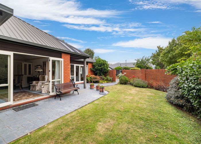  at B/8 Ilam Road, Upper Riccarton, Christchurch