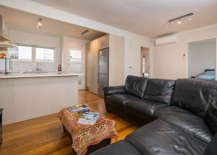  at 51 Stanaway Street, Hillcrest, North Shore City, Auckland