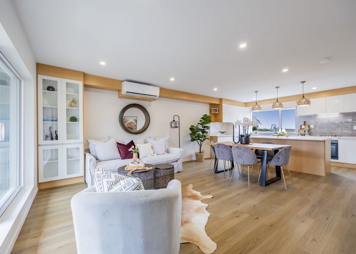  at 5 Liston Street, Northcote, North Shore City, Auckland