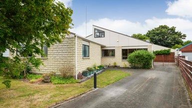  at 33 Wills Crescent, Ashhurst, Ashhurst