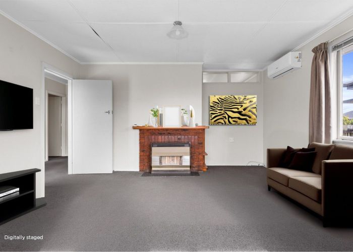  at 39 Collins Road, Melville, Hamilton, Waikato