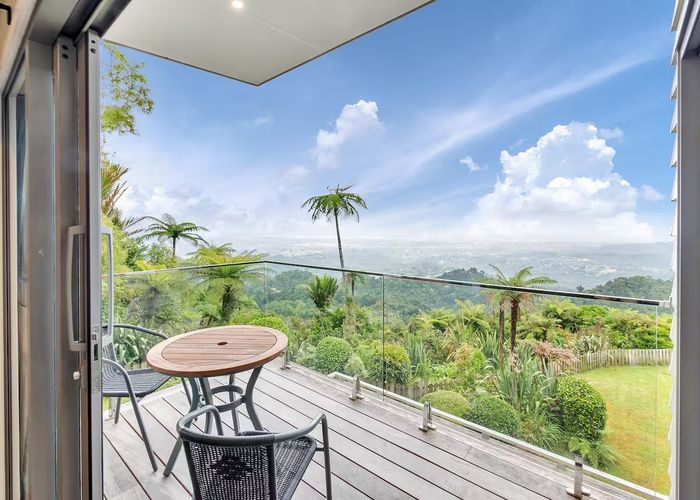  at 23 Quinns Road, Waiatarua, Waitakere City, Auckland