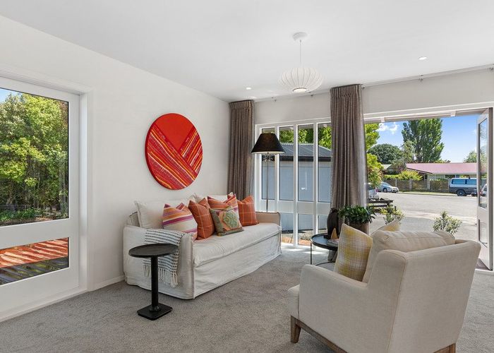  at 10 Esher Place, St. Martins, Christchurch City, Canterbury