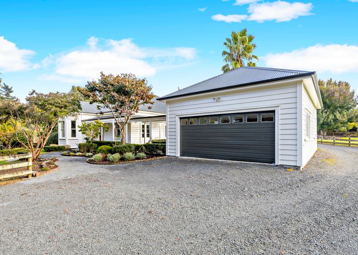  at 88A Ranfurly Road, Alfriston, Auckland