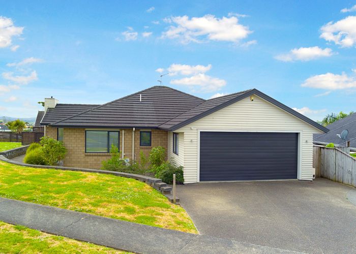  at 5 McWhirters Farm Lane, Massey, Waitakere City, Auckland