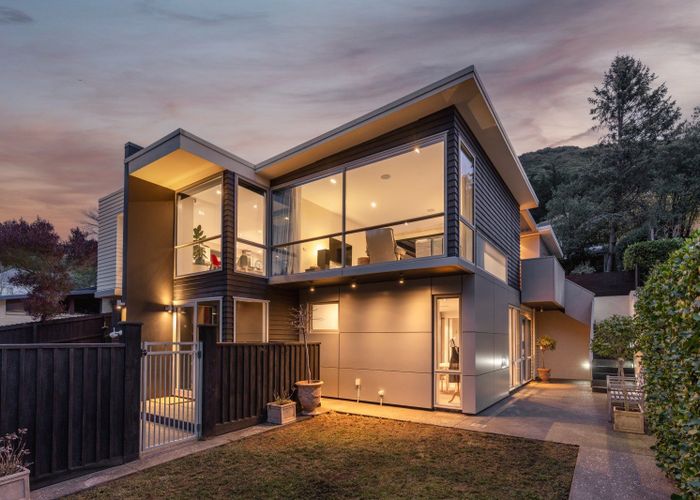  at 72 Bowenvale Avenue, Cashmere, Christchurch City, Canterbury