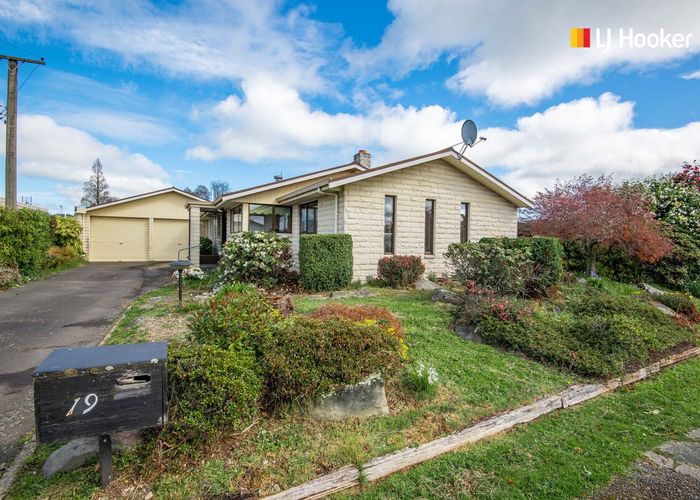  at 19 Forfar Street, Clyde Hill, Dunedin