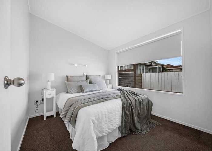  at 2/30 Portage Road, Papatoetoe, Manukau City, Auckland